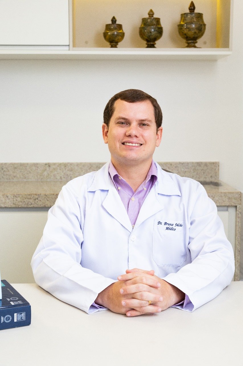 Dr. Bruno Esmeraldo Macedo Falcão